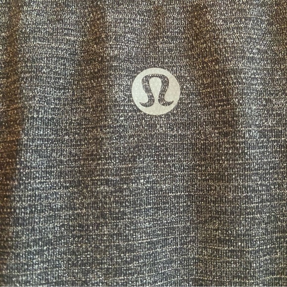 Lululemon “Run The Day” Black Heathered Short Sleeve Crop T-Shirt Lightweight - Picture 4 of 5